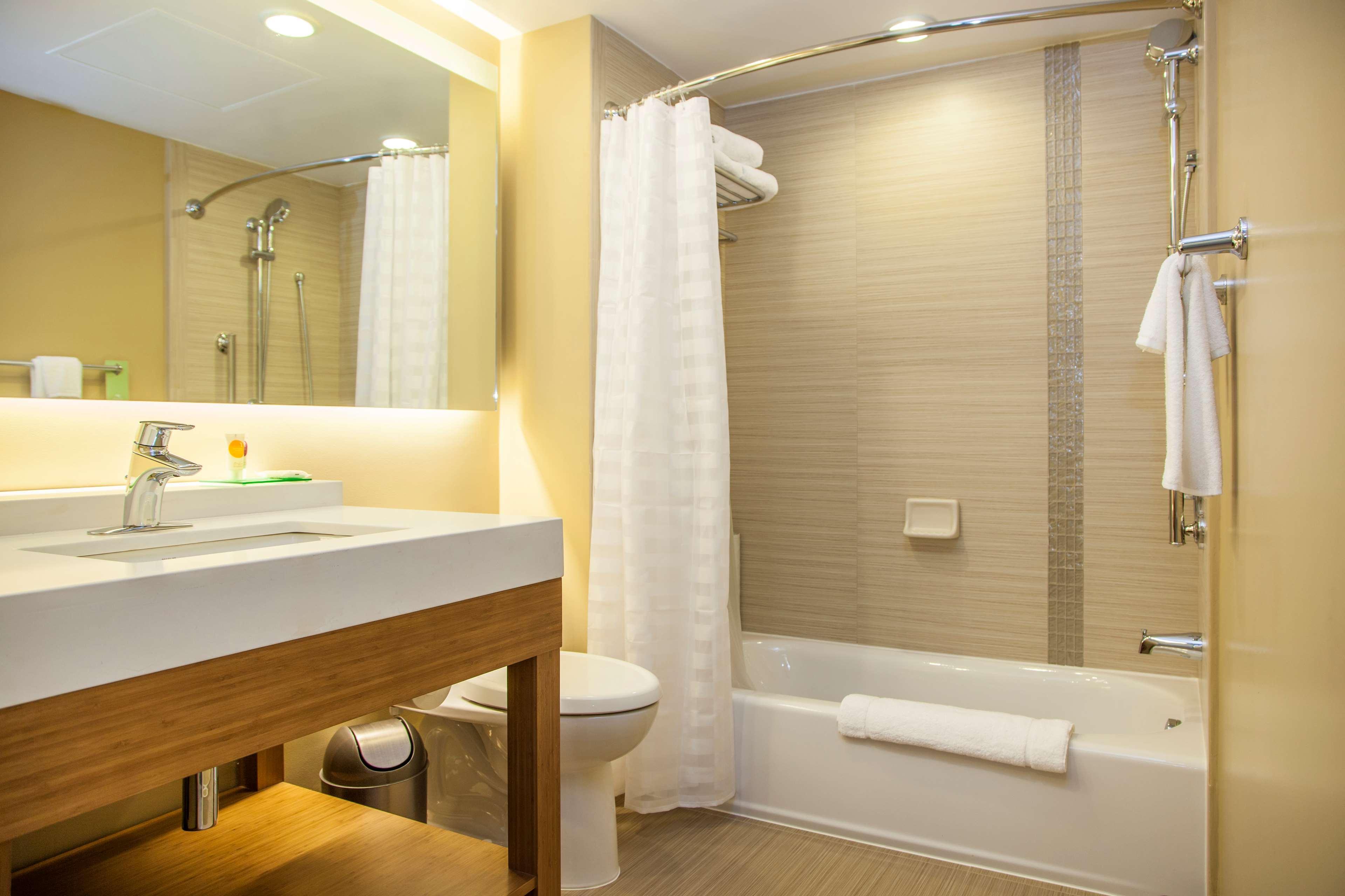 Courtyard By Marriott La Paz Baja California Sur Hotel Bagian luar foto