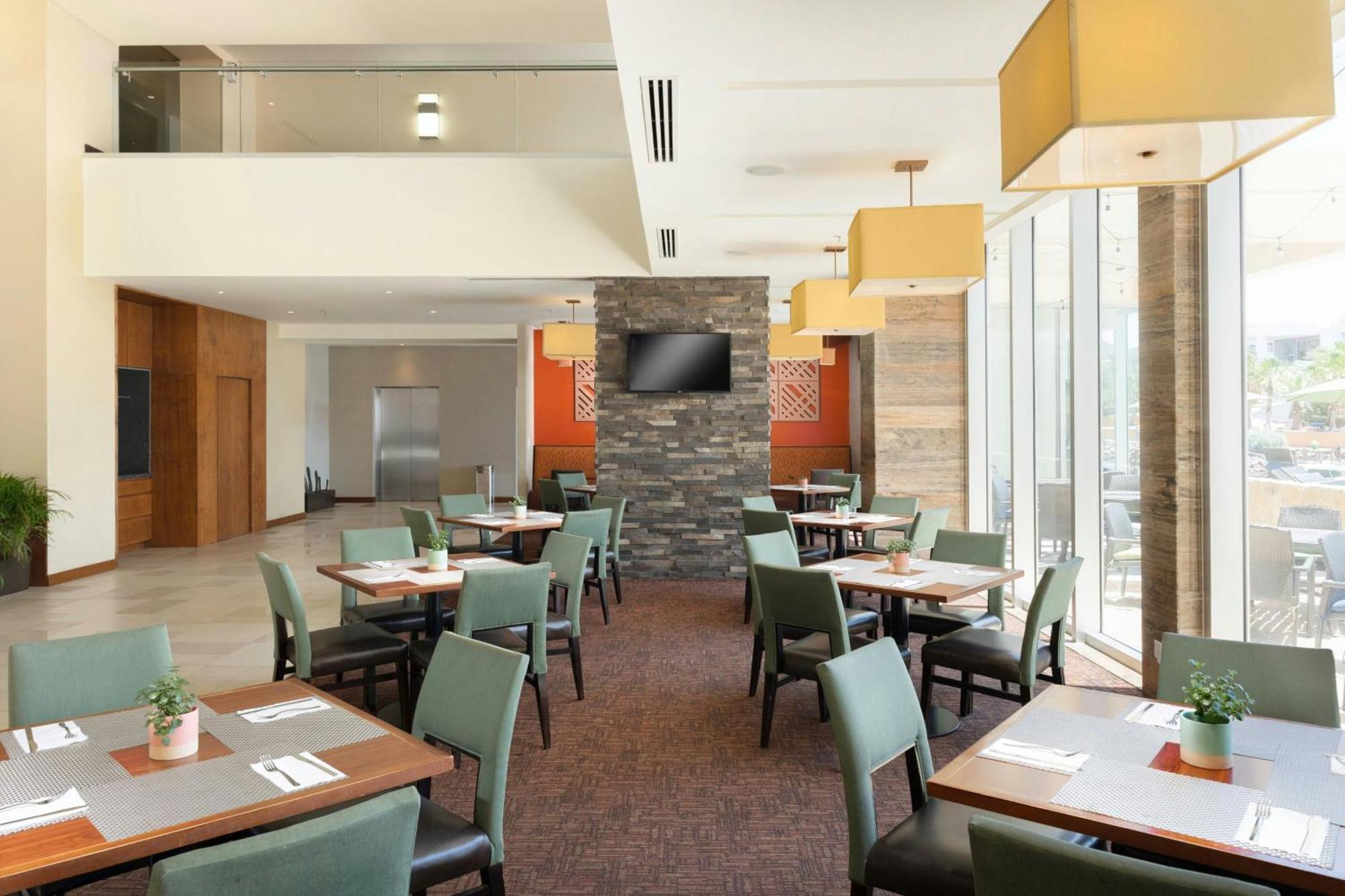 Courtyard By Marriott La Paz Baja California Sur Hotel Bagian luar foto